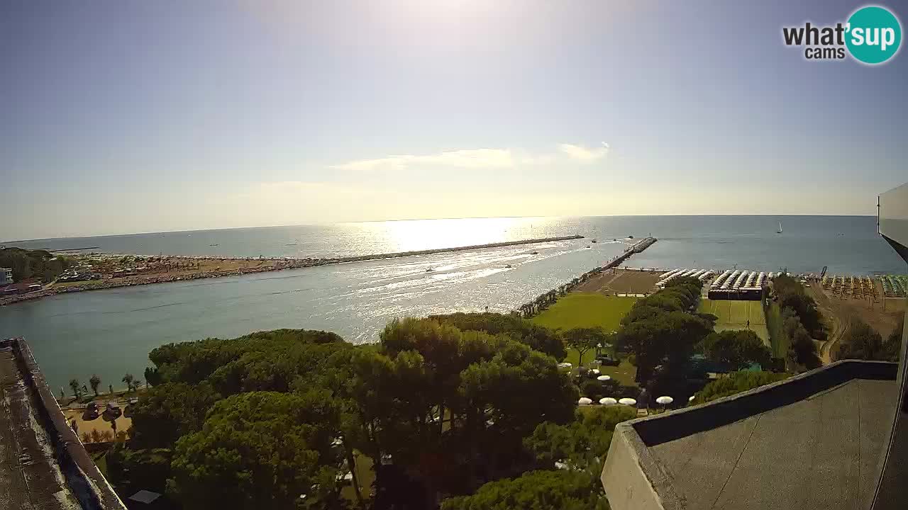 Spletna kamera Pic Nic Caorle – ob kanalu Livenza – Plaza Ponente