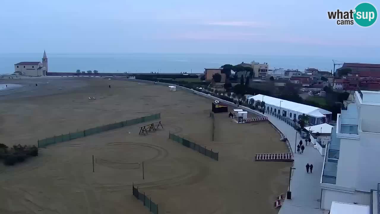 Webcam Caorle Levante beach live