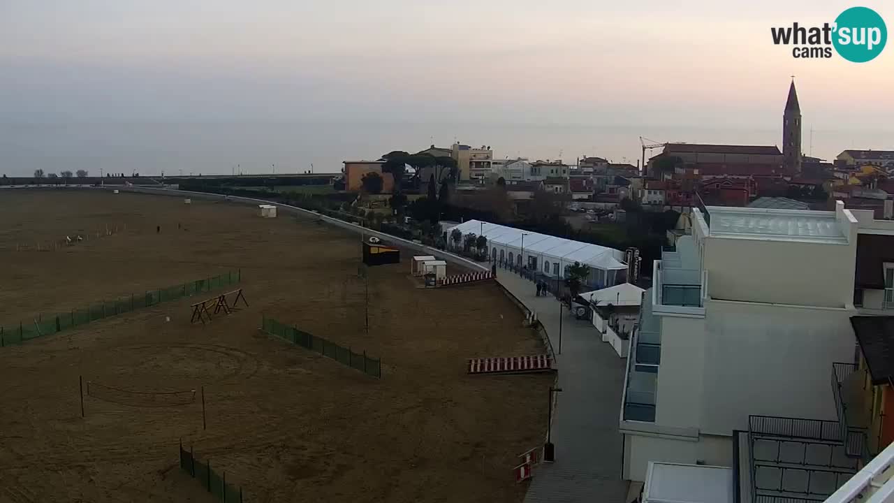 Webcam Caorle Levante beach live