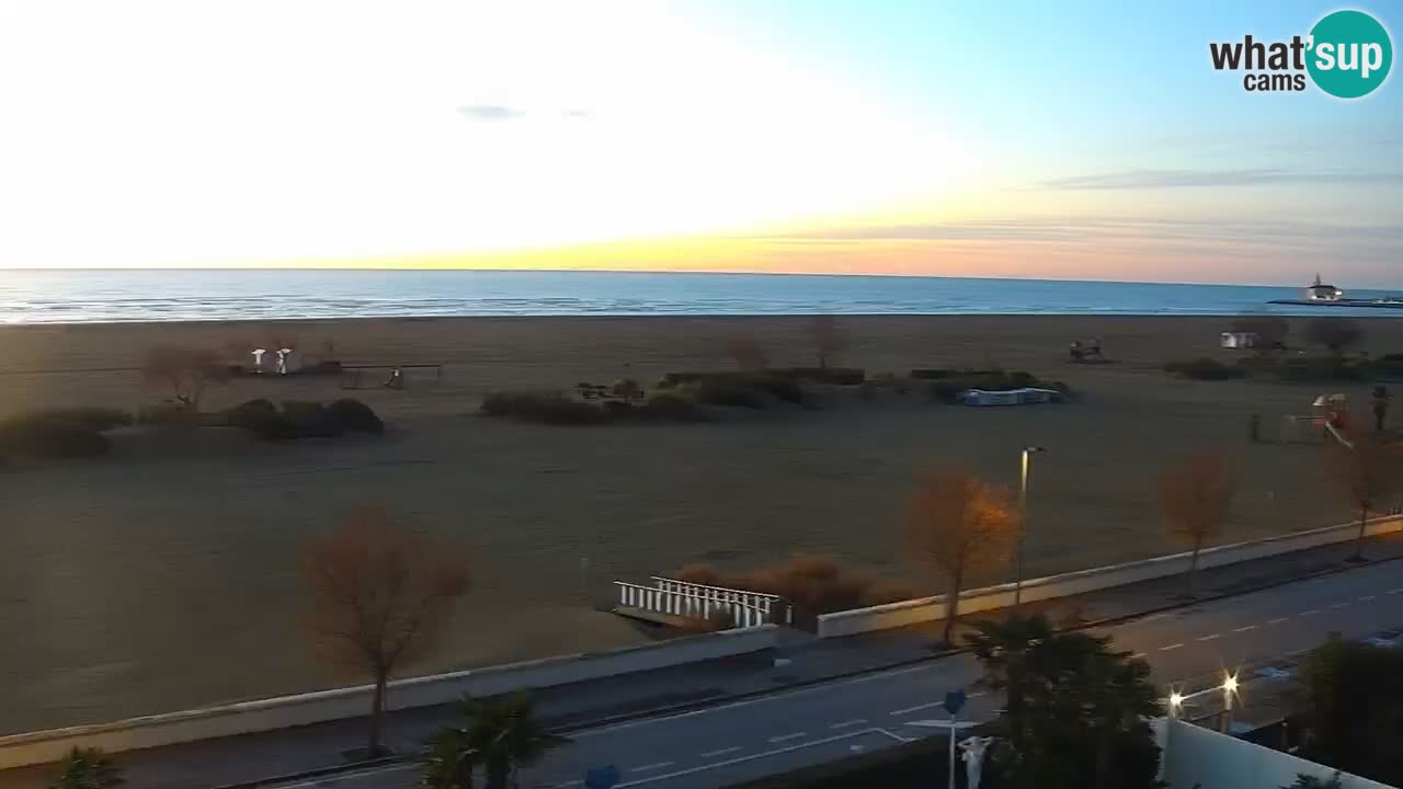 Caorle Oststrand webcam – Hotel Alexander – Levante