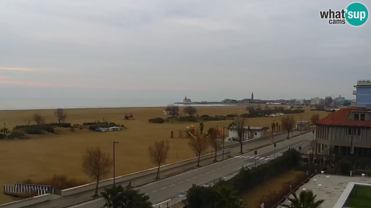 Caorle Levante beach webcam – Hotel Alexander