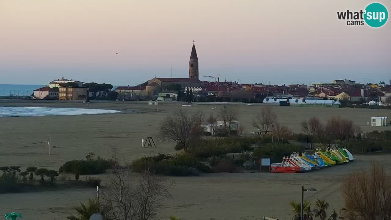 Caorle Levante beach webcam – Hotel Alexander