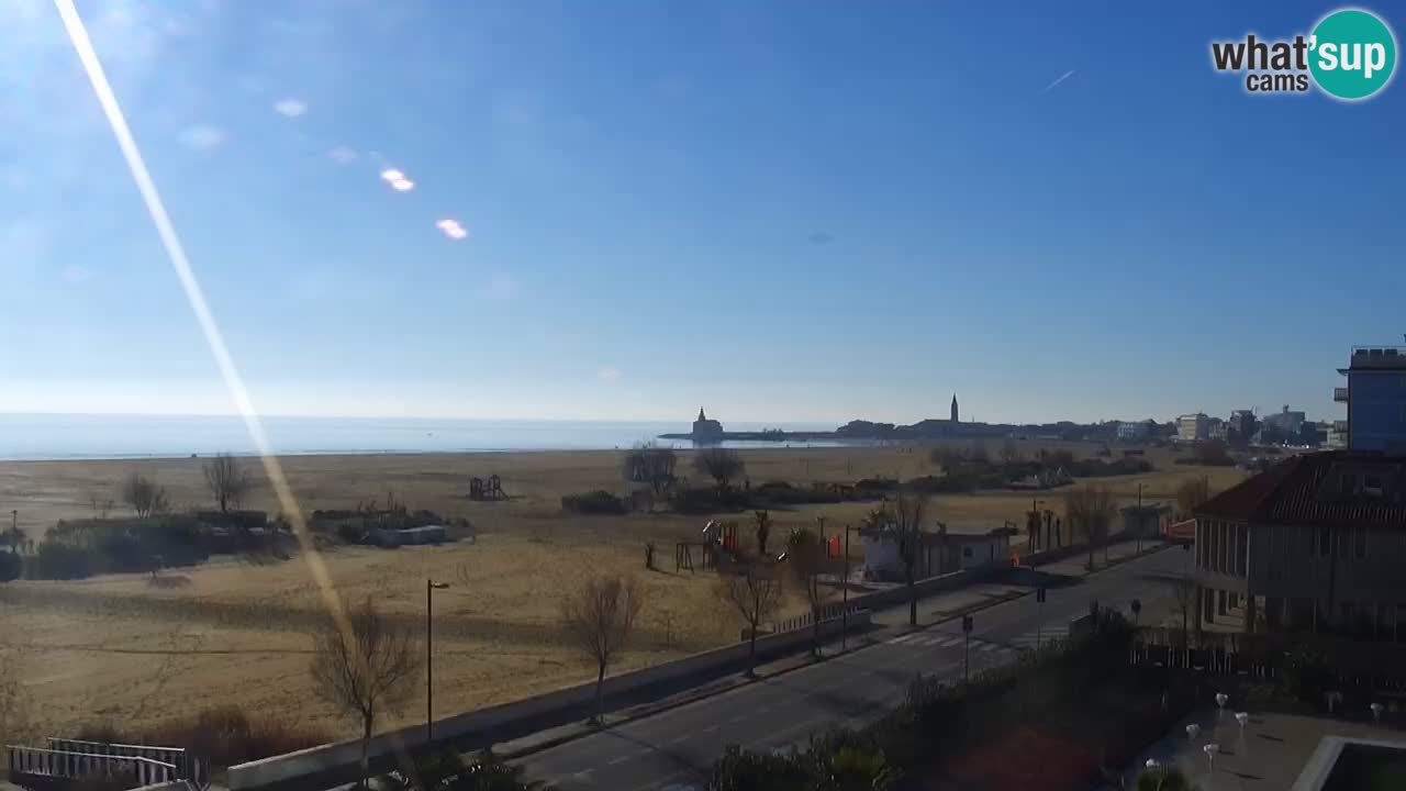 Caorle Levante beach webcam – Hotel Alexander