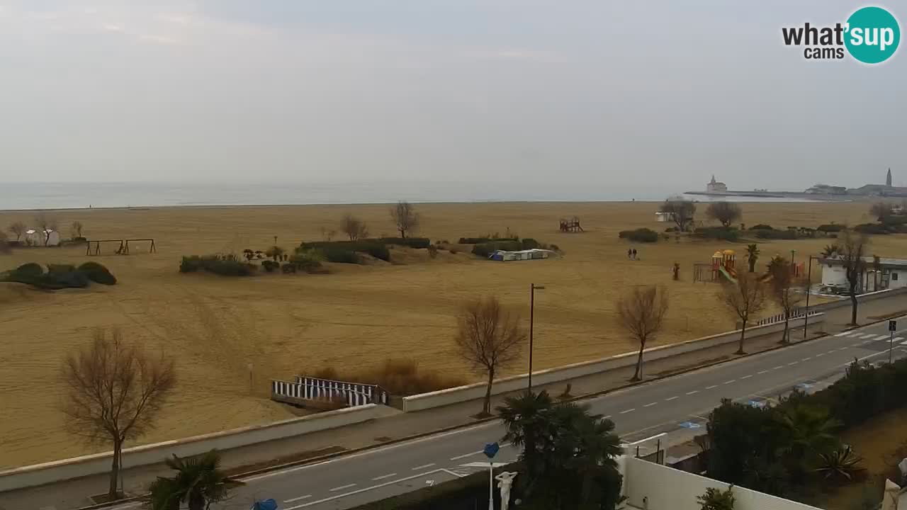 Caorle Levante beach webcam – Hotel Alexander