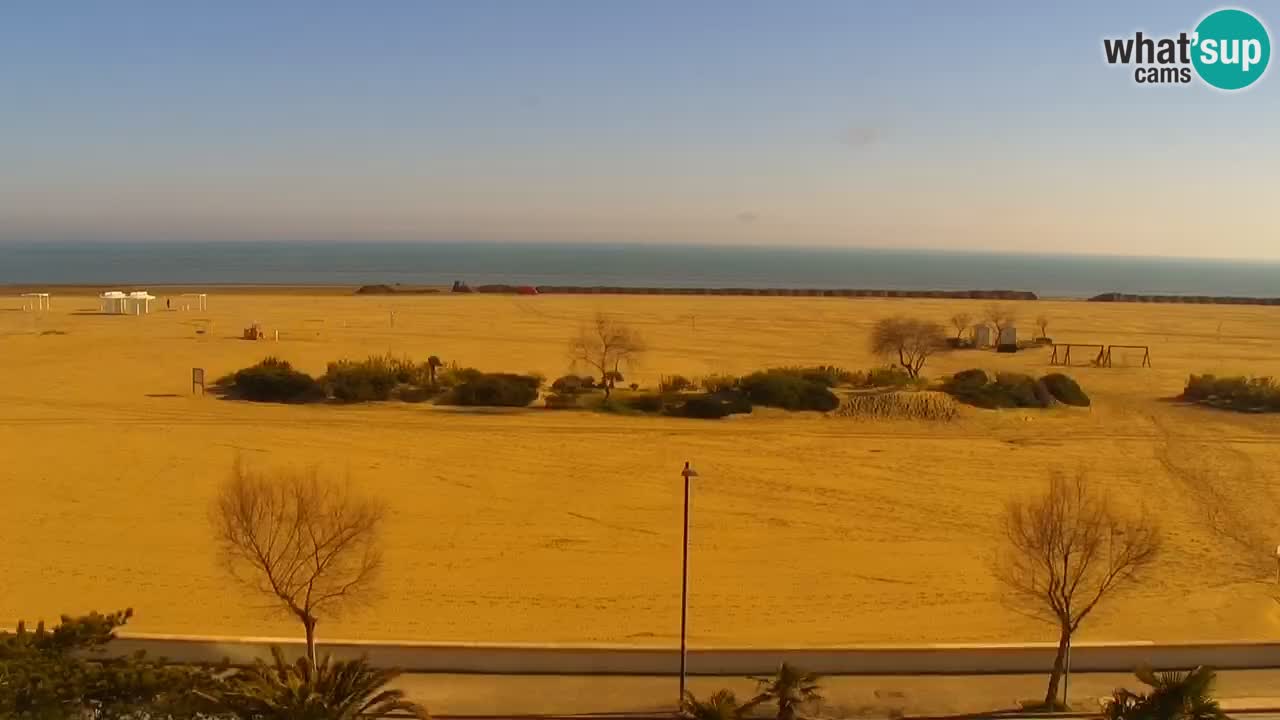 Caorle Levante beach webcam – Hotel Alexander