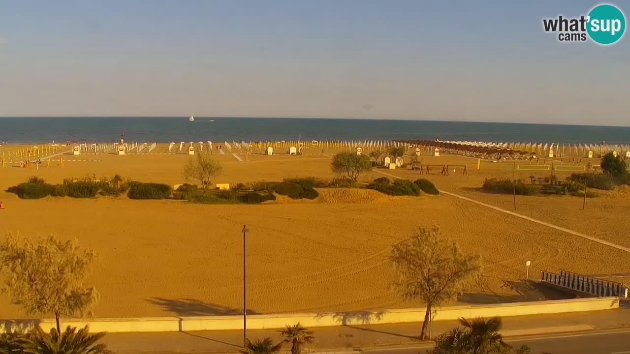 Caorle Plage Levante livecam – Hotel Alexander