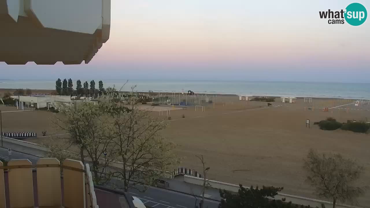 Caorle Plage Levante livecam – Hotel Alexander