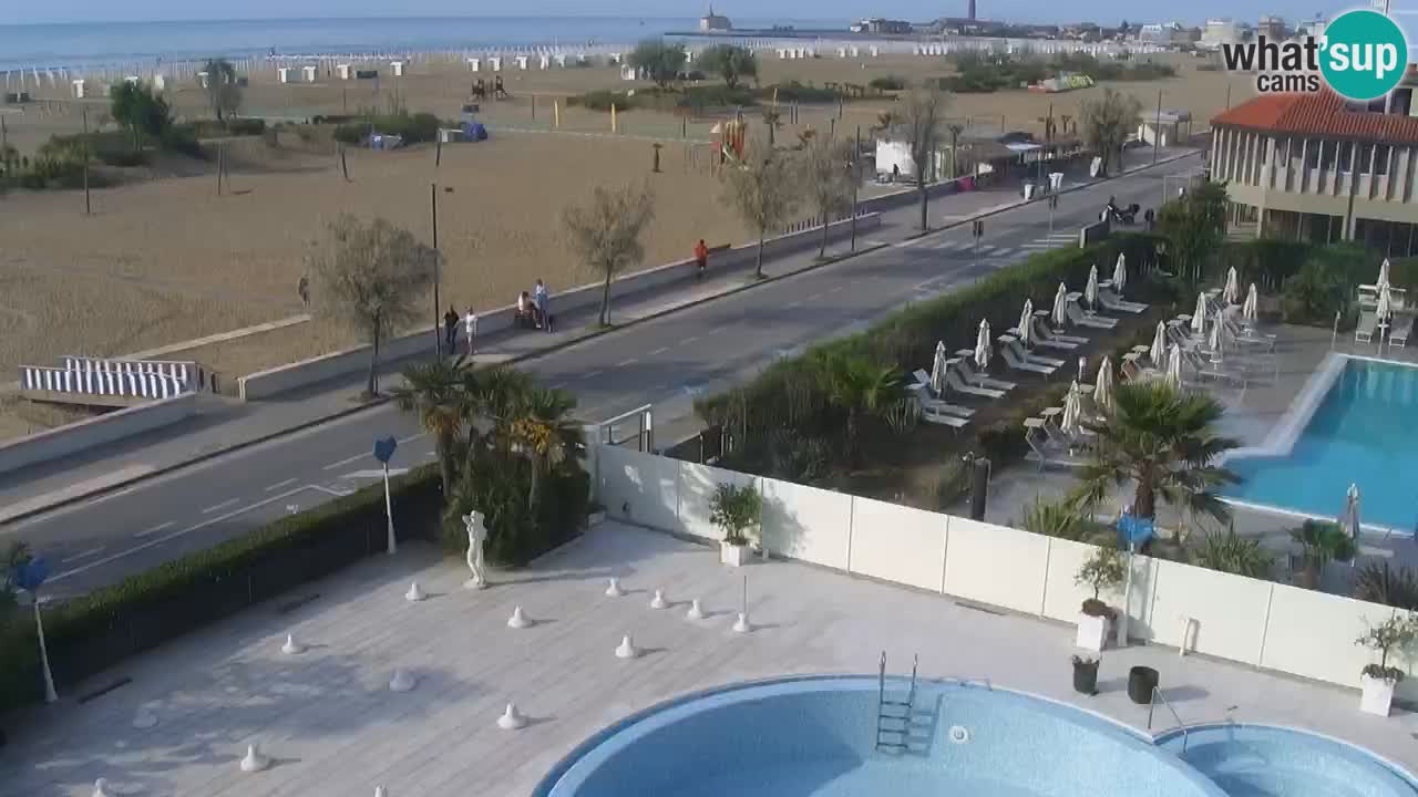 Caorle Levante beach webcam – Hotel Alexander