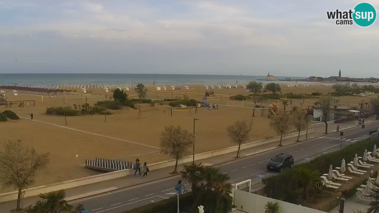 Caorle Levante beach webcam – Hotel Alexander