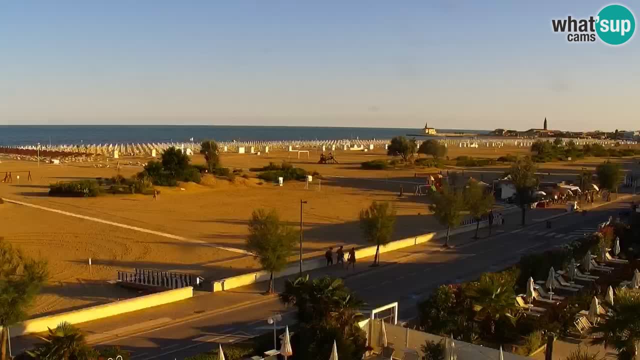 Caorle Levante beach webcam – Hotel Alexander