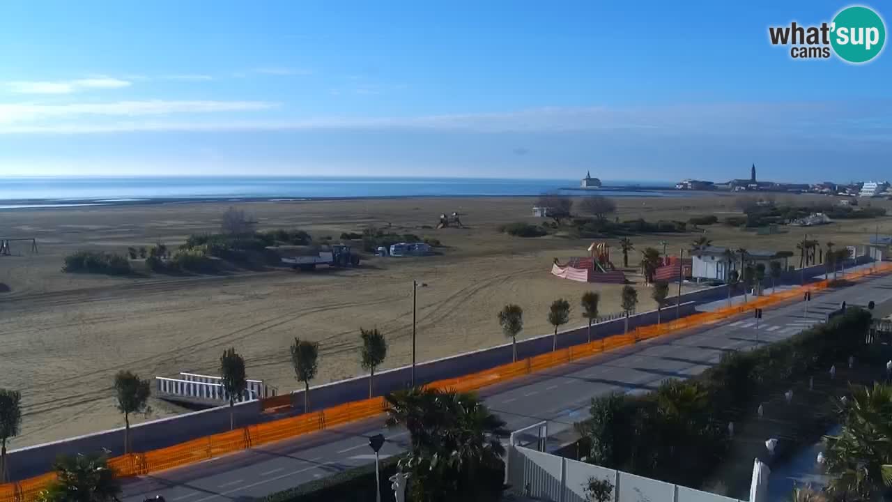Caorle Plage Levante livecam – Hotel Alexander