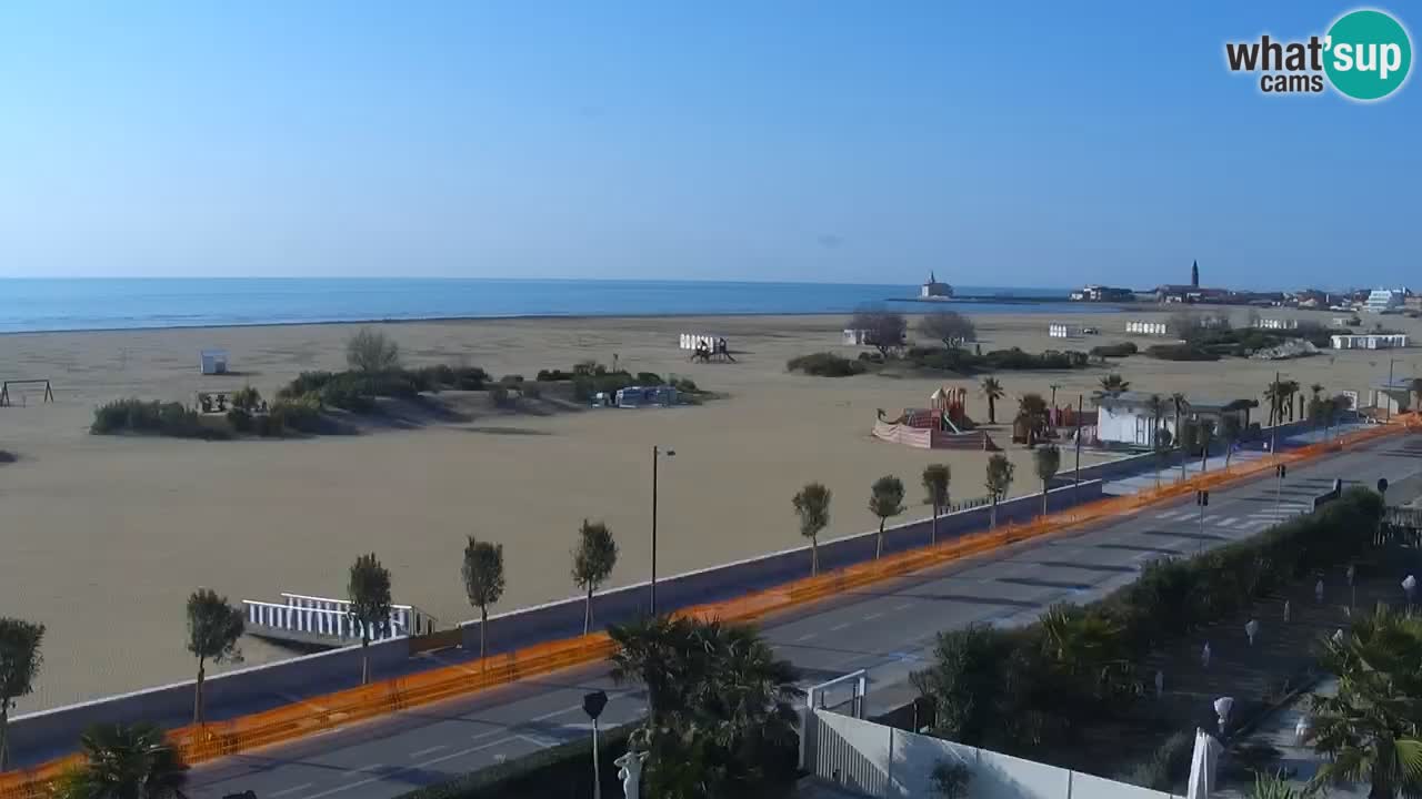 Caorle Levante beach webcam – Hotel Alexander