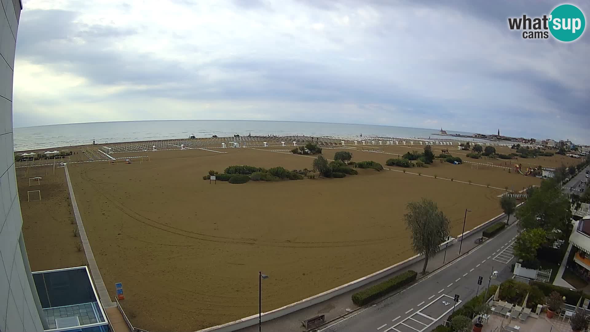 Hotel Panoramic v živo Caorle plaža Levante spletna kamera – Italija