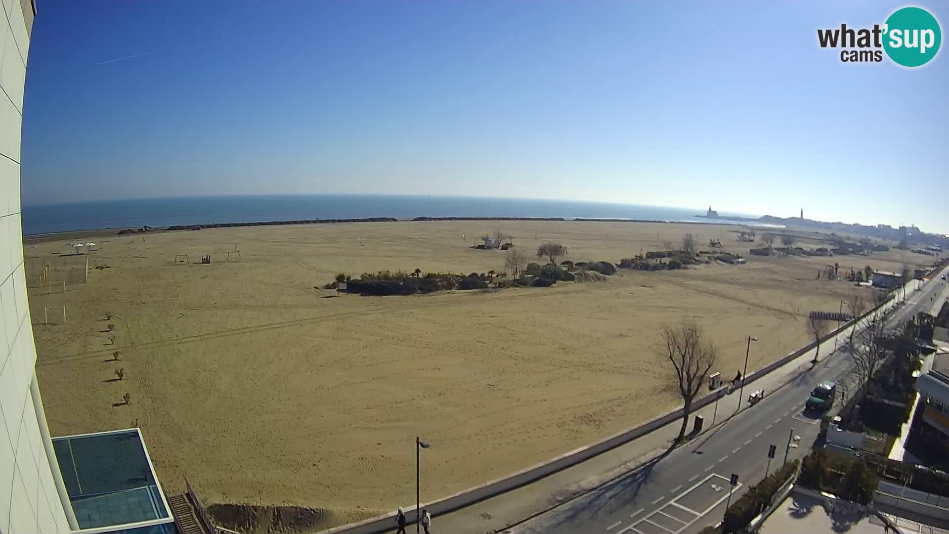 Hotel Panoramic v živo Caorle plaža Levante spletna kamera – Italija