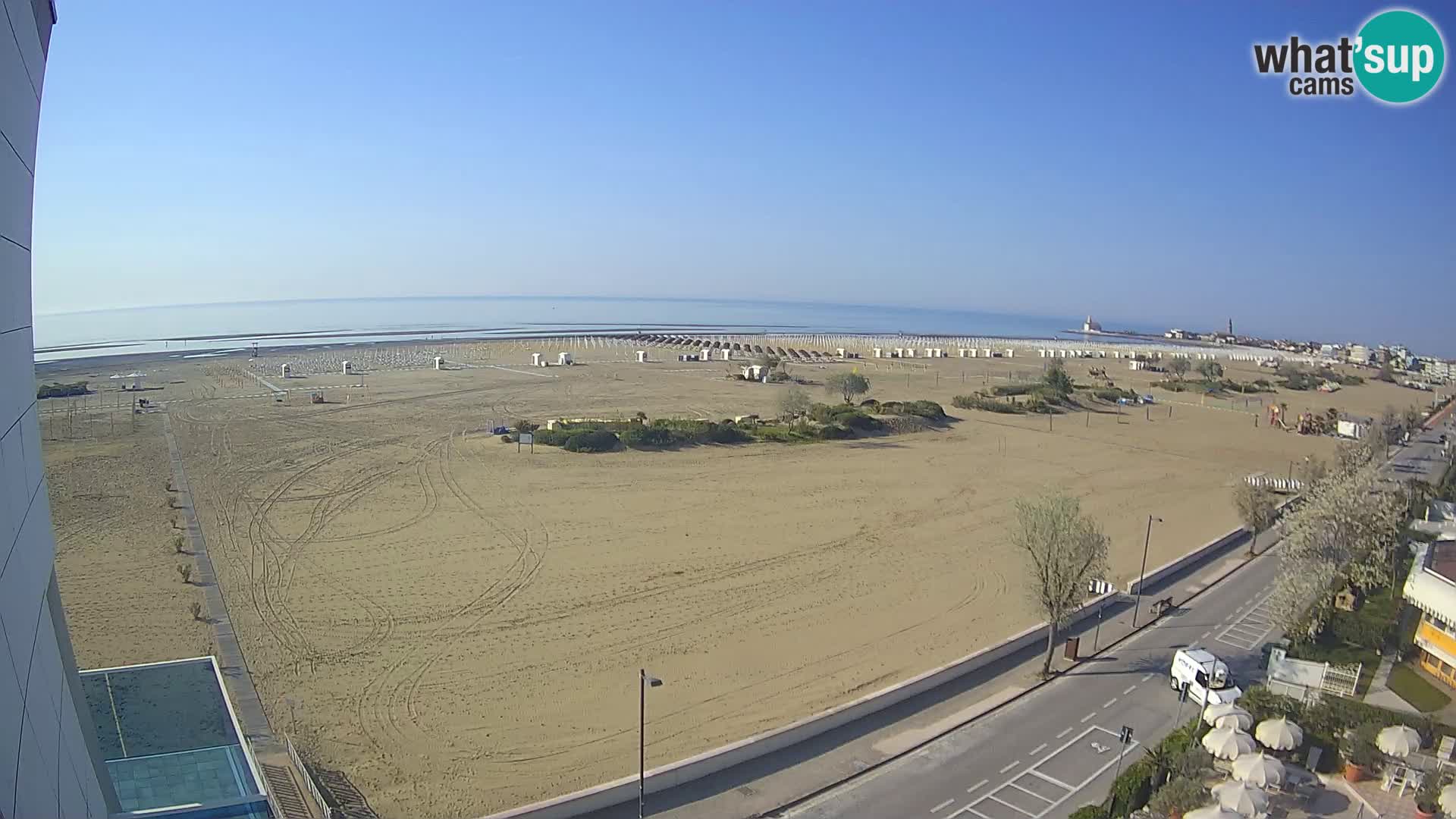 Hotel Panoramic v živo Caorle plaža Levante spletna kamera – Italija