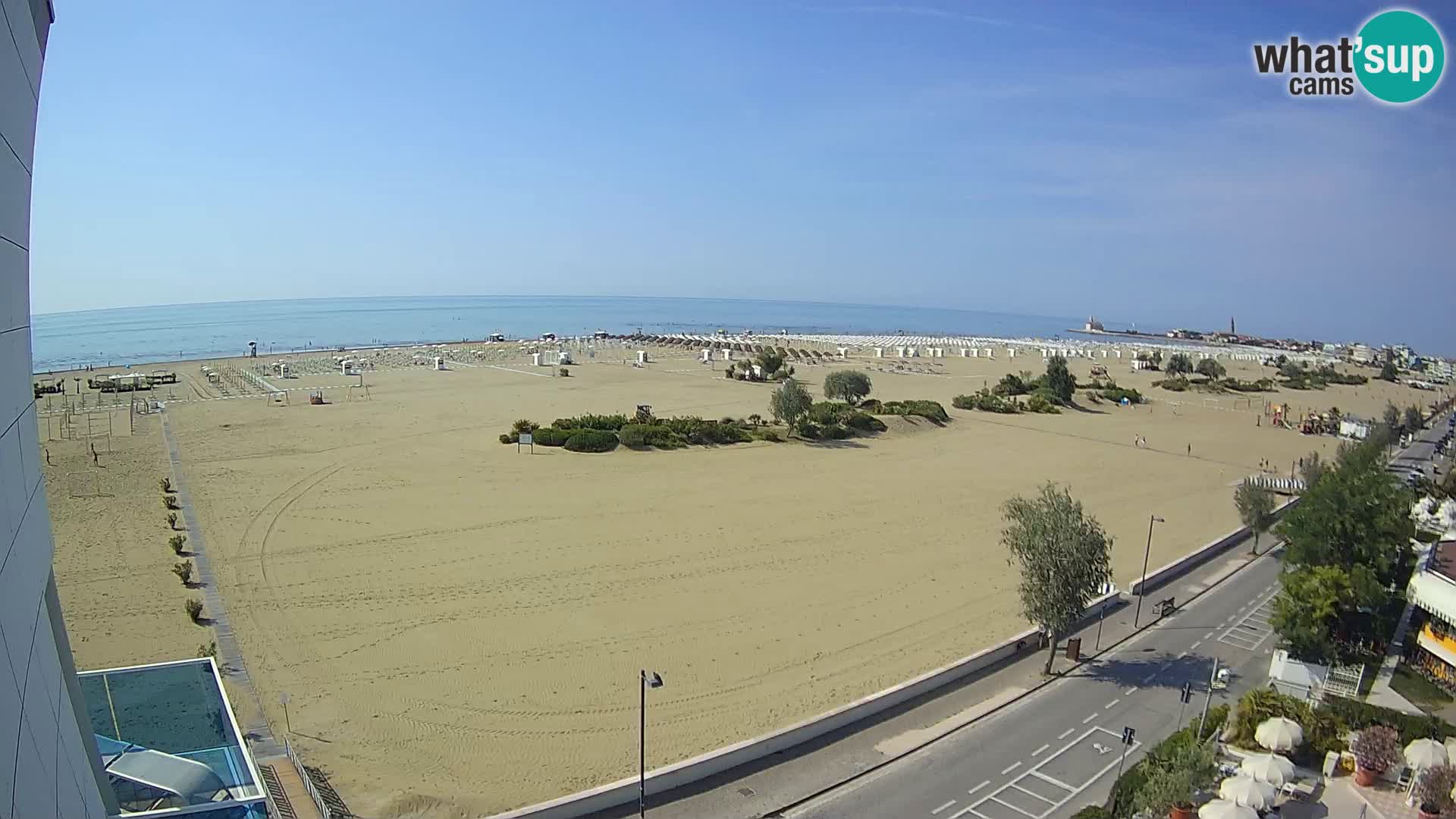Hotel Panoramic v živo Caorle plaža Levante spletna kamera – Italija