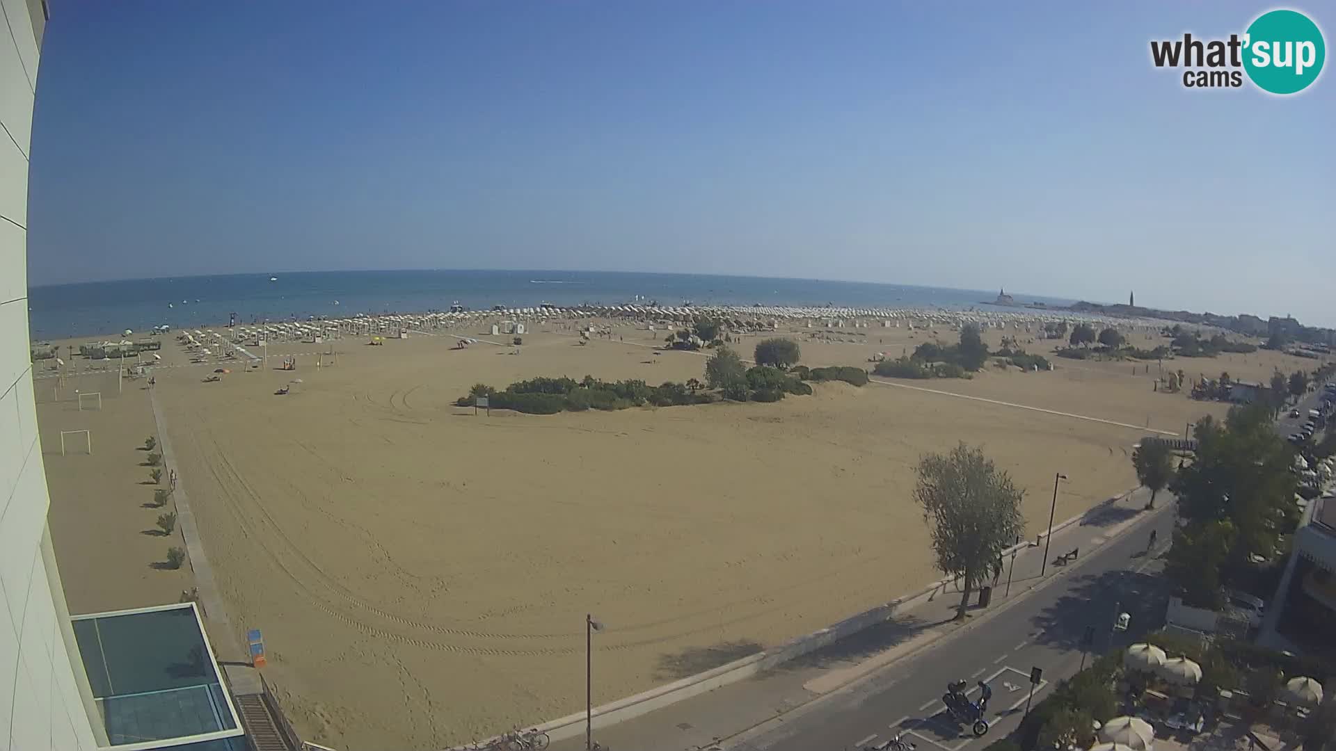 Hotel Panoramic v živo Caorle plaža Levante spletna kamera – Italija