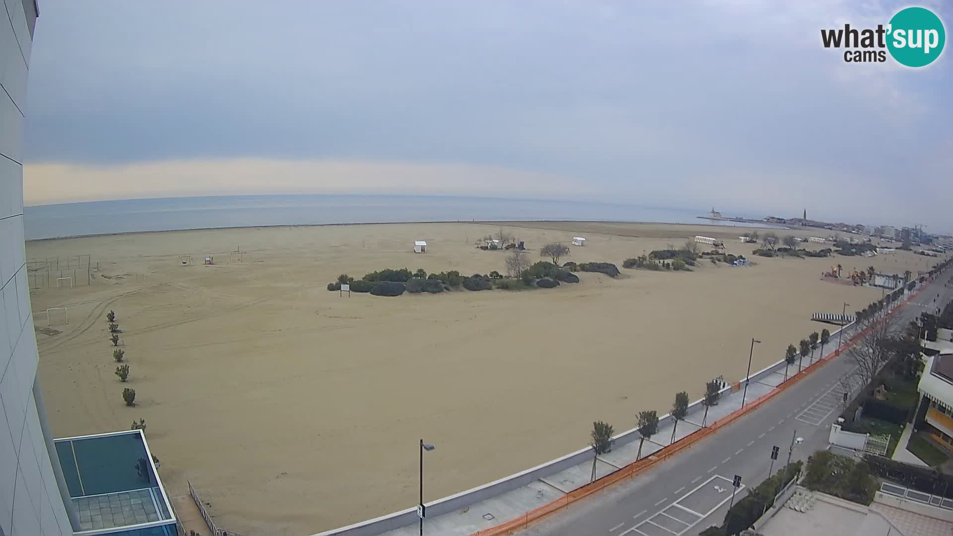 Hotel Panoramic v živo Caorle plaža Levante spletna kamera – Italija