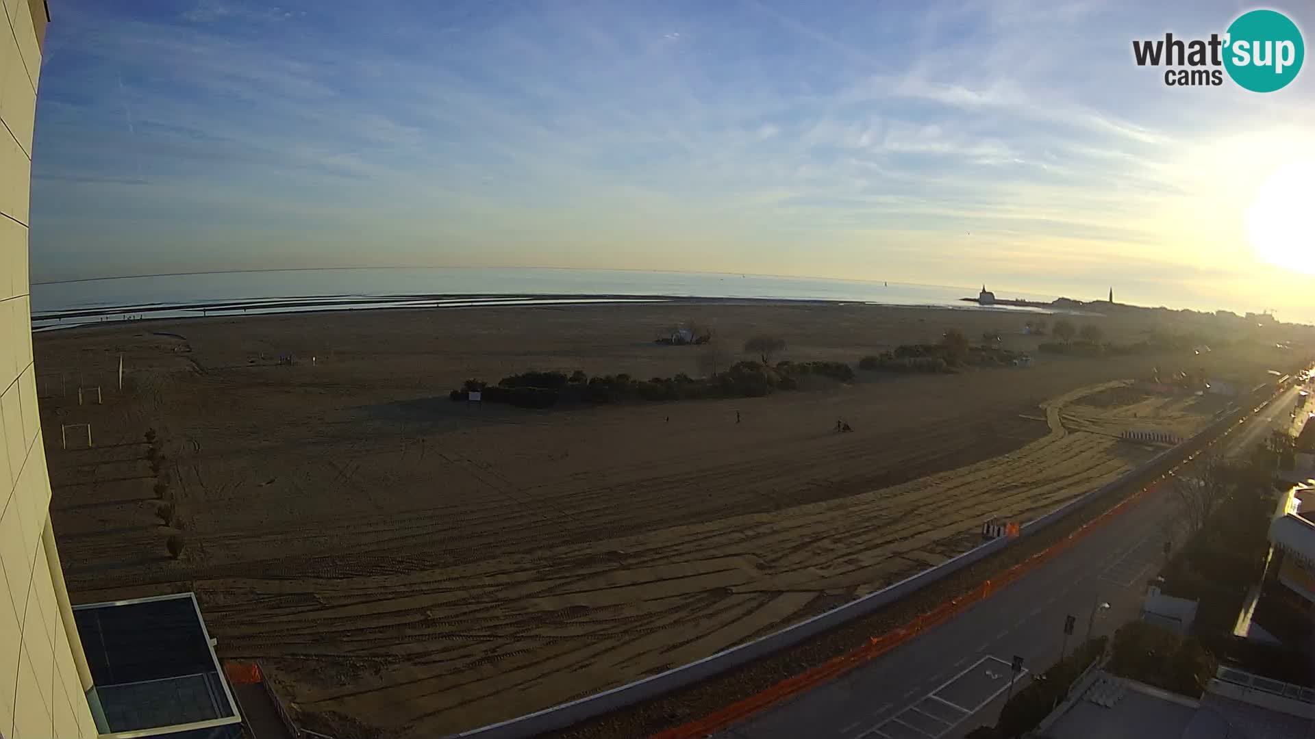 Hotel Panoramic v živo Caorle plaža Levante spletna kamera – Italija