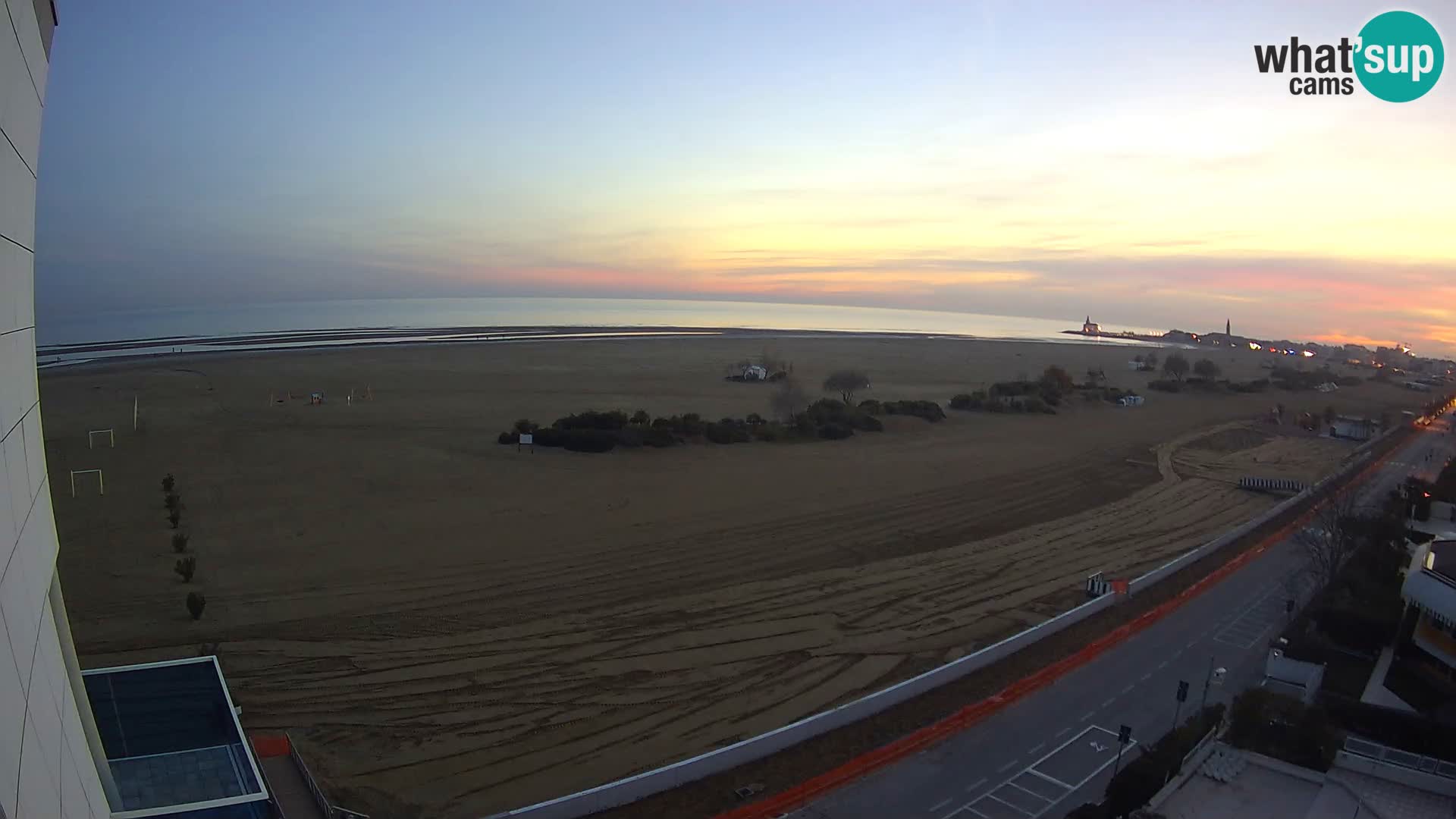 Hotel Panoramic u živo Caorle plaža Levante web kamera – Italija