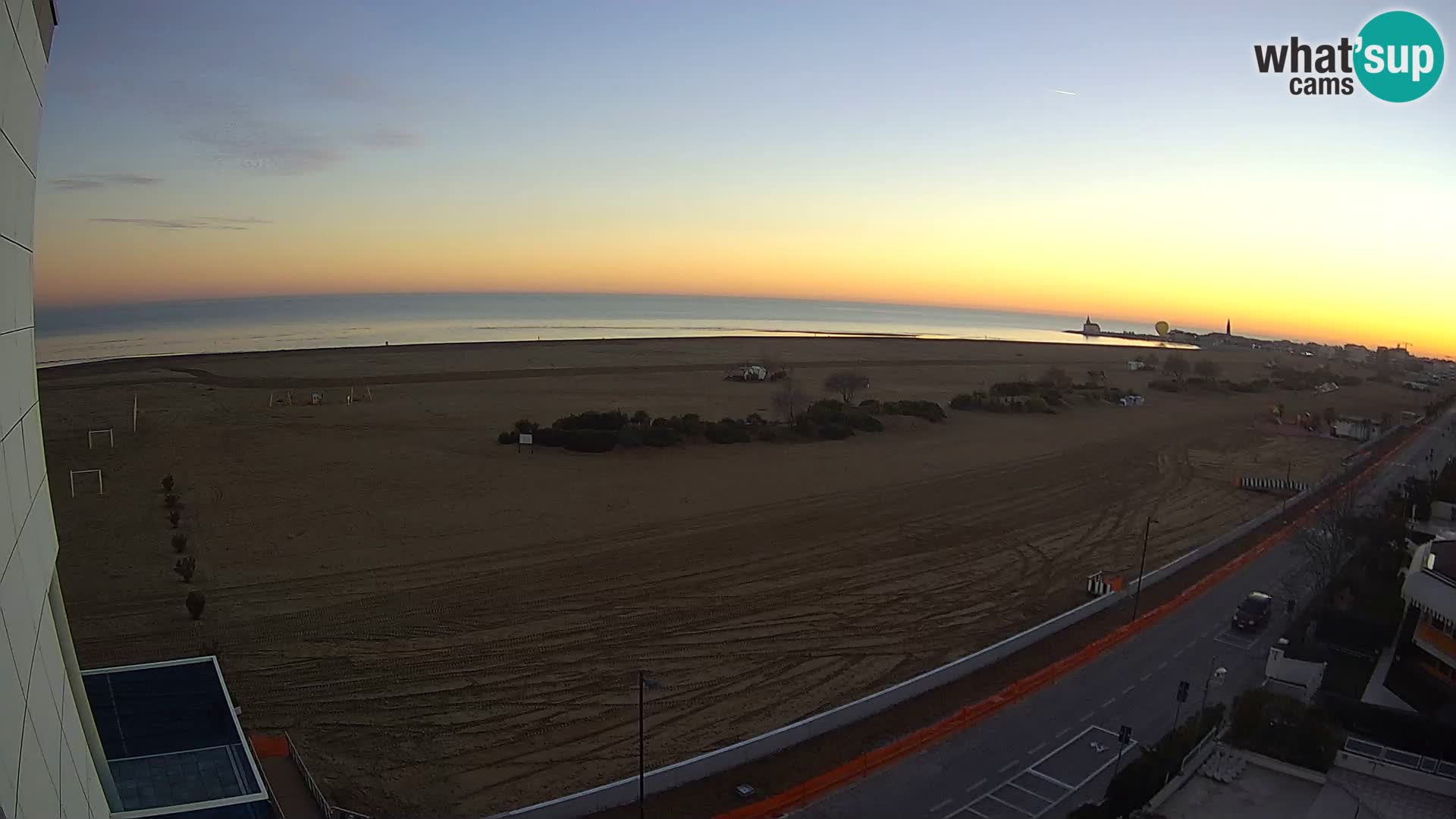 Hotel Panoramic v živo Caorle plaža Levante spletna kamera – Italija