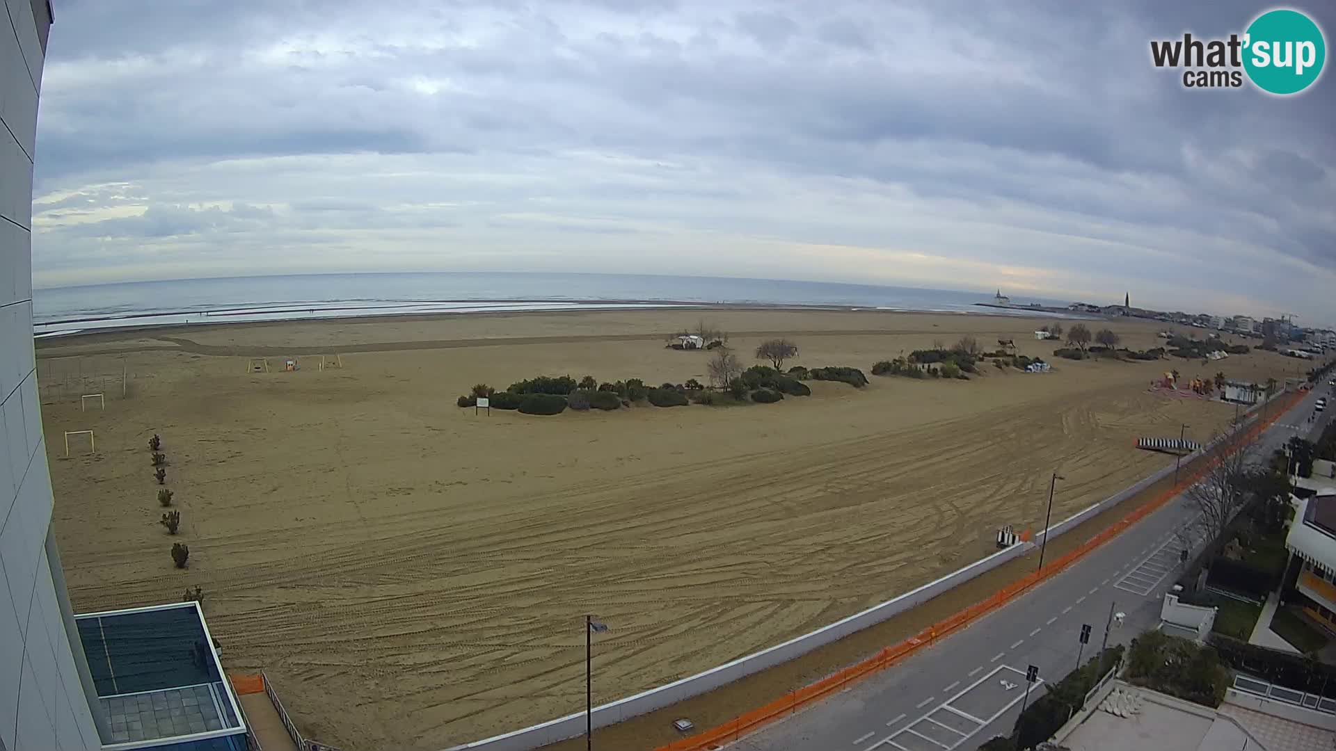 Hotel Panoramic u živo Caorle plaža Levante web kamera – Italija