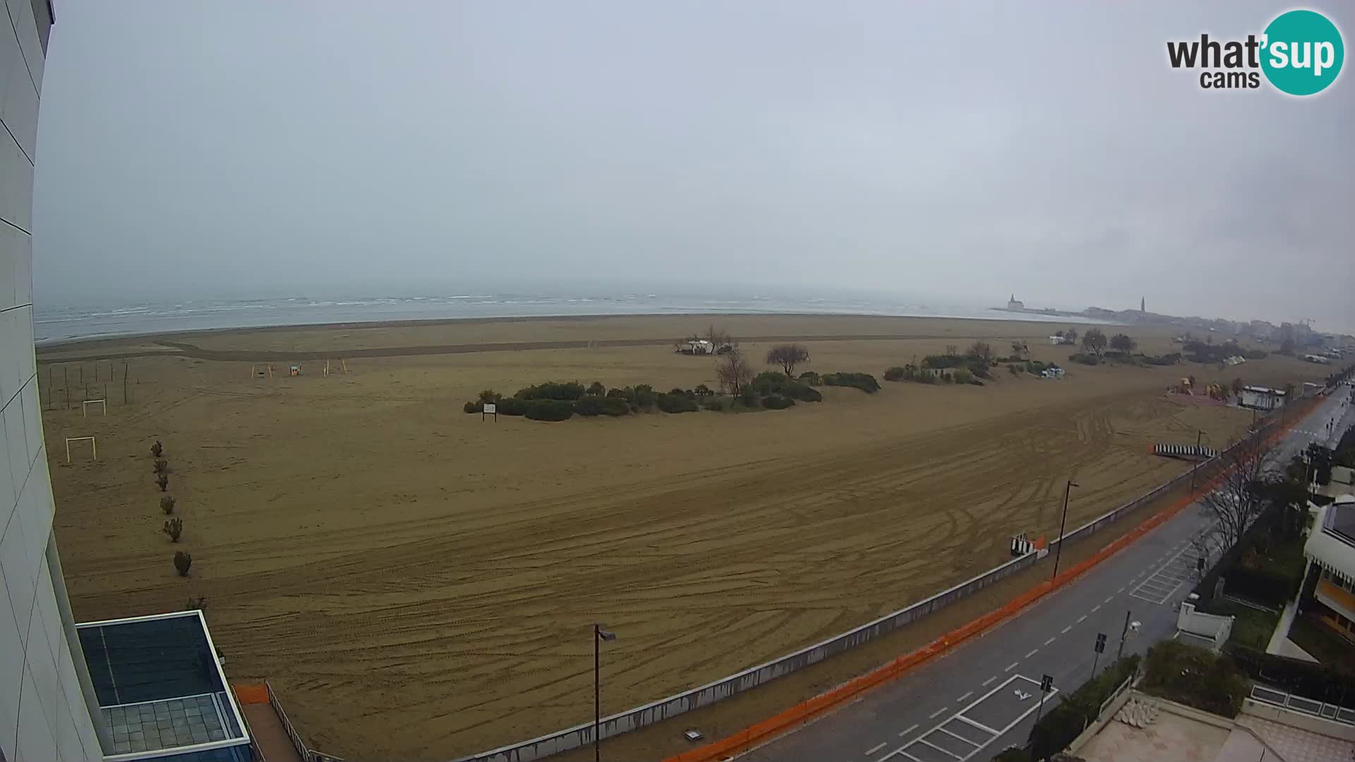 Hotel Panoramic v živo Caorle plaža Levante spletna kamera – Italija
