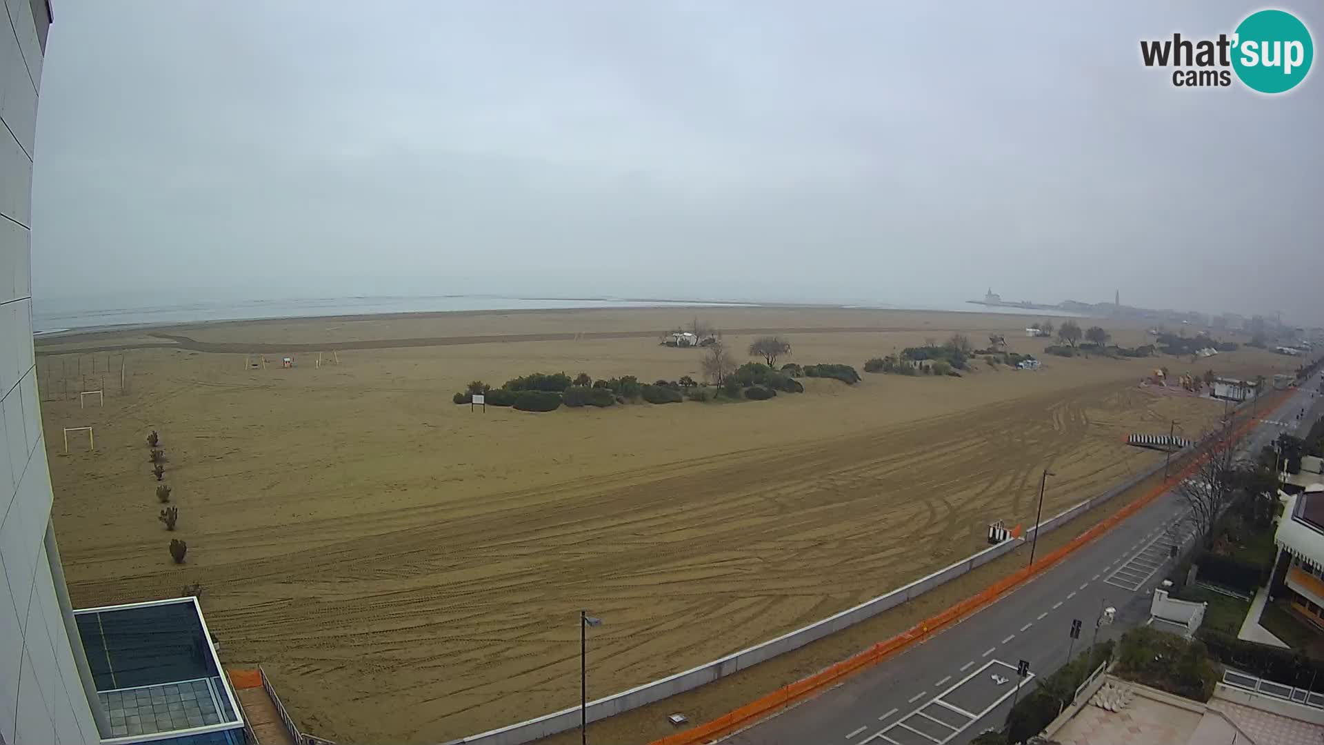 Hotel Panoramic v živo Caorle plaža Levante spletna kamera – Italija