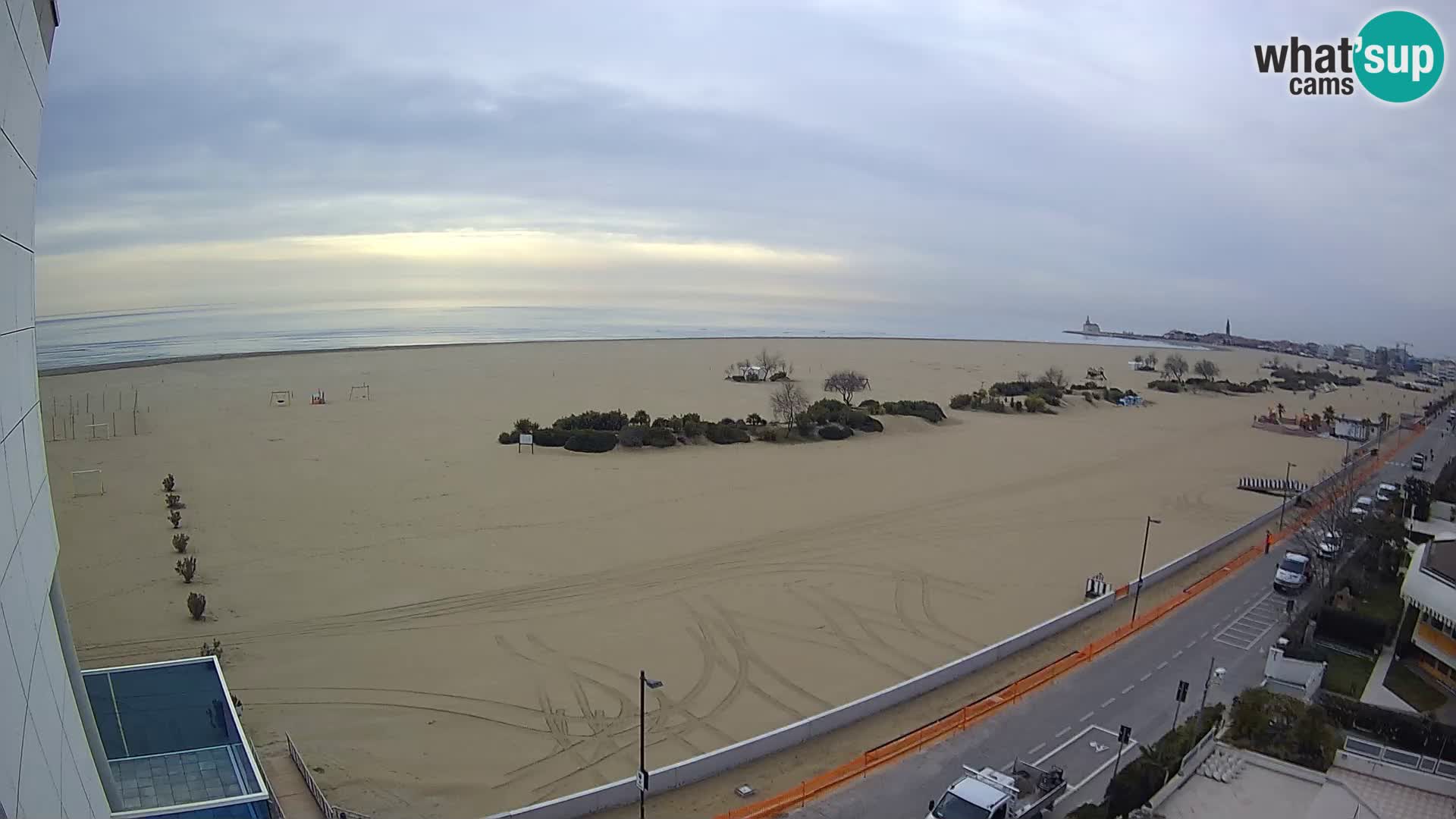 Hotel Panoramic v živo Caorle plaža Levante spletna kamera – Italija