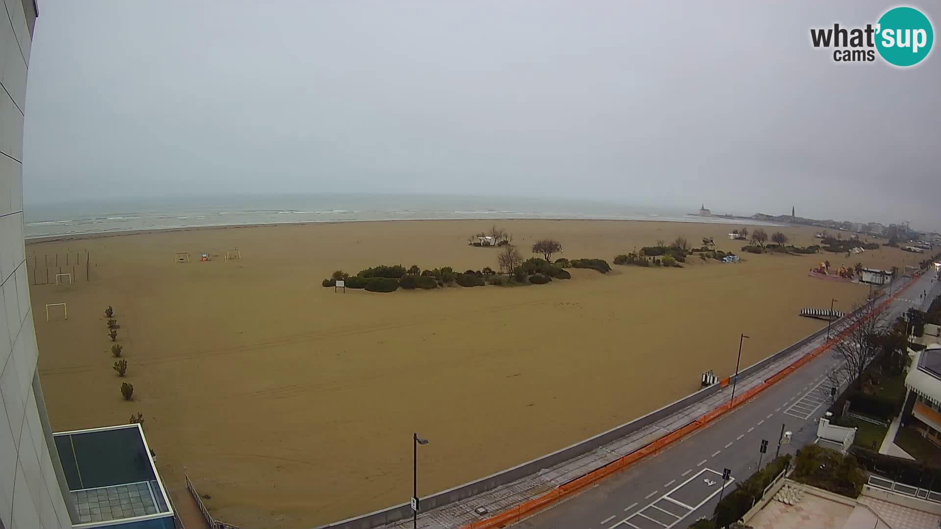 Hotel Panoramic v živo Caorle plaža Levante spletna kamera – Italija