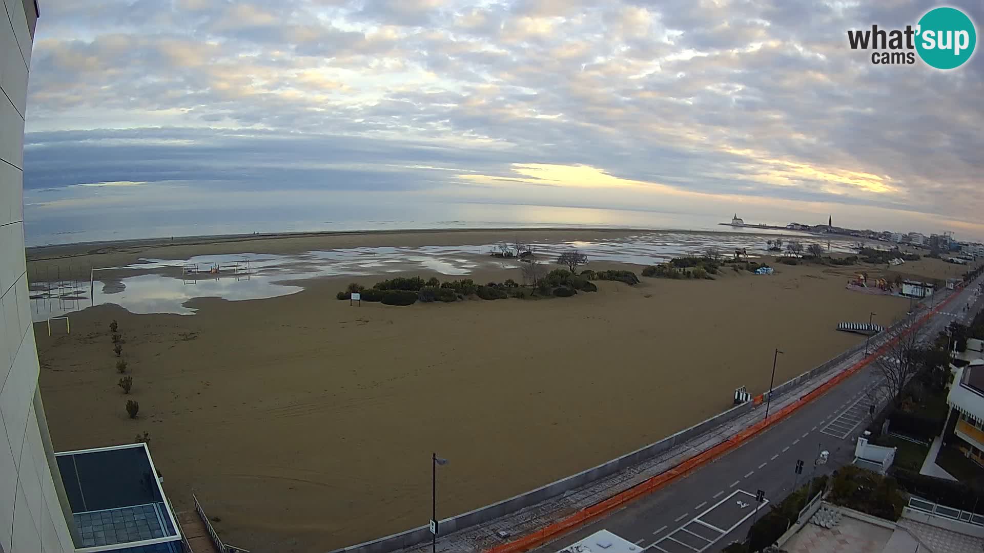 Hotel Panoramic u živo Caorle plaža Levante web kamera – Italija