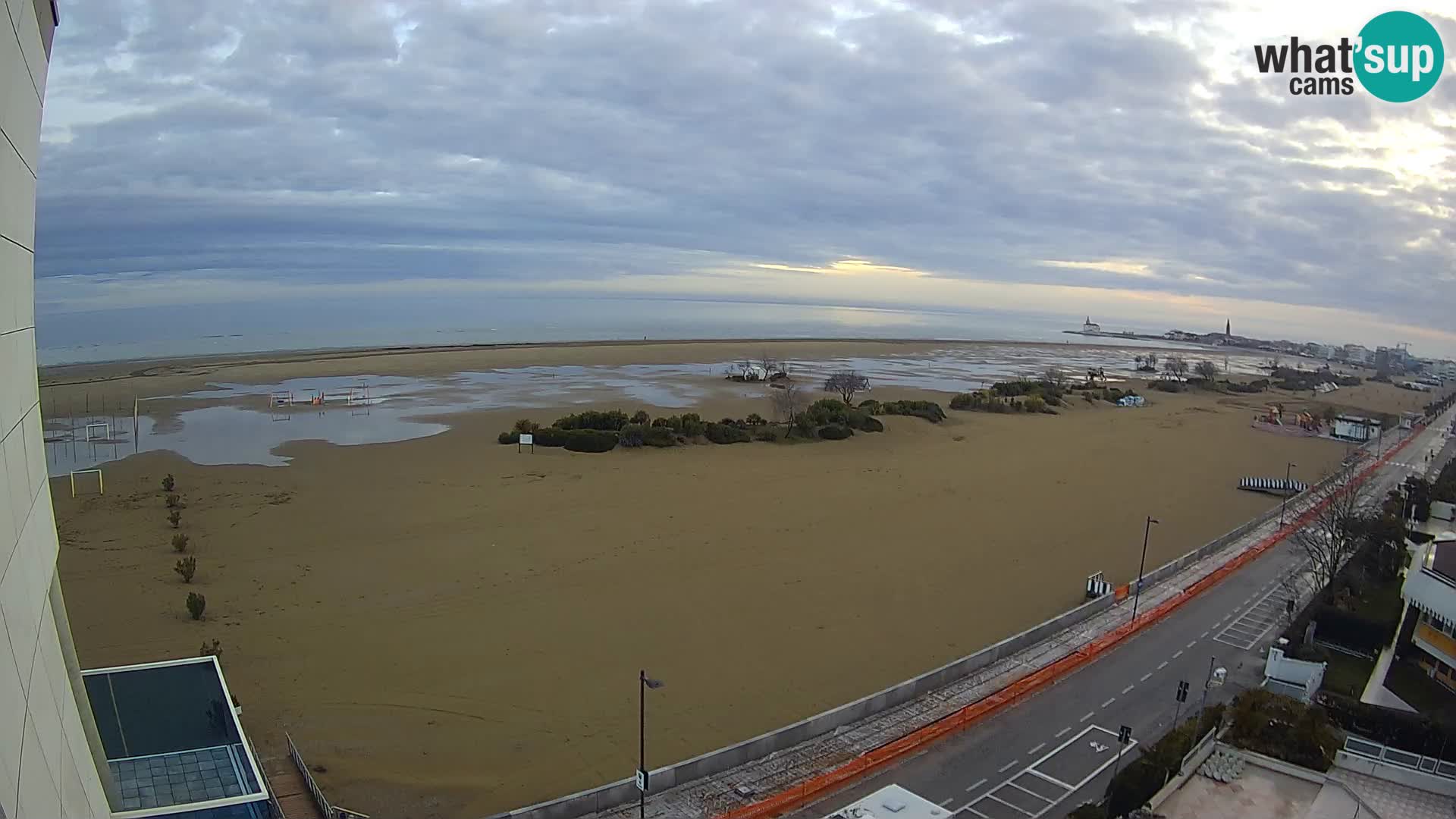 Hotel Panoramic u živo Caorle plaža Levante web kamera – Italija