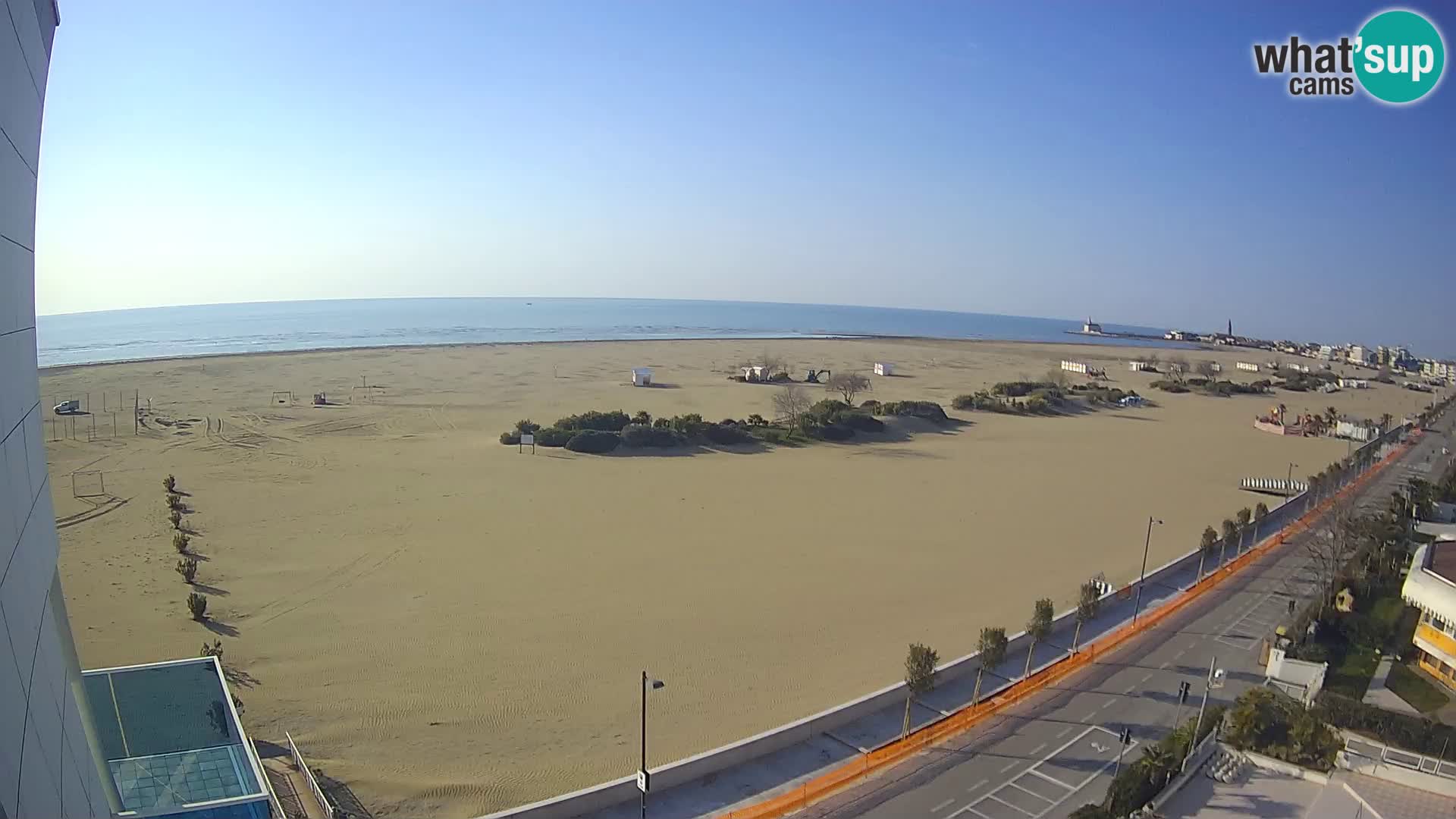 Hotel Panoramic v živo Caorle plaža Levante spletna kamera – Italija