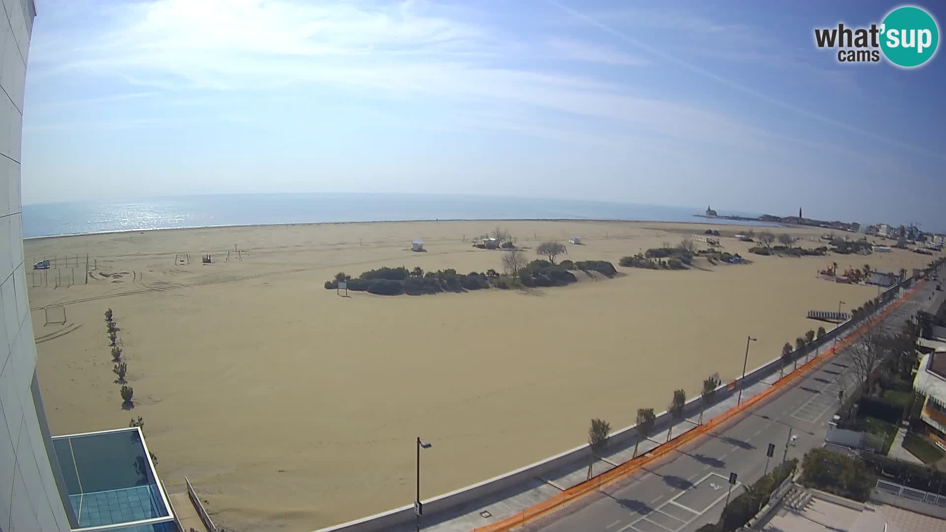 Hotel Panoramic v živo Caorle plaža Levante spletna kamera – Italija