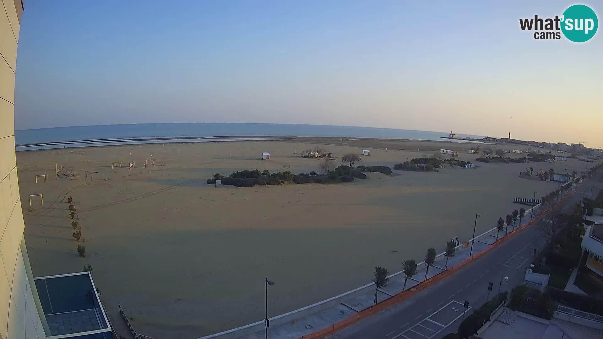 Hotel Panoramic v živo Caorle plaža Levante spletna kamera – Italija