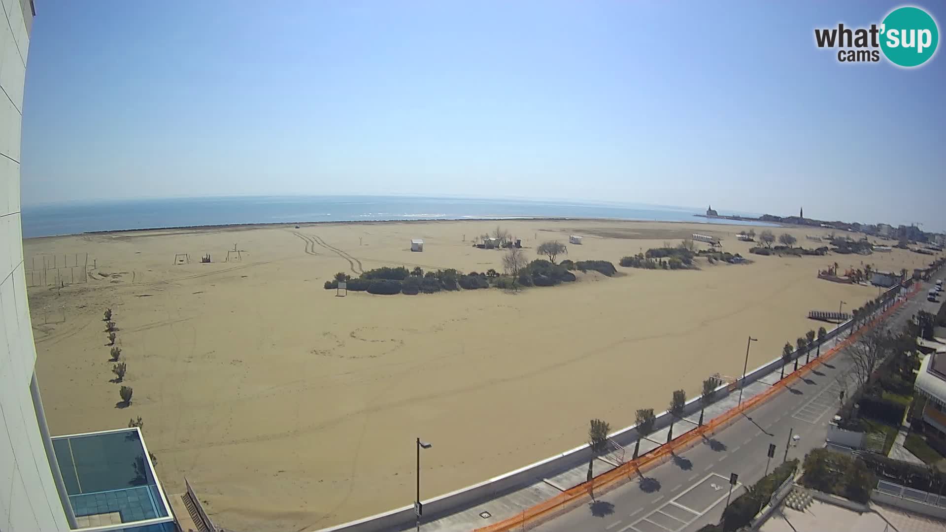 Hotel Panoramic u živo Caorle plaža Levante web kamera – Italija