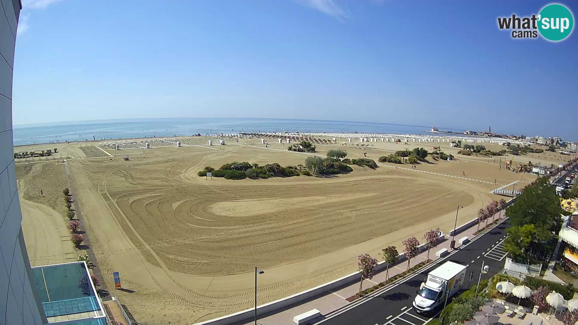 Hotel Panoramic v živo Caorle plaža Levante spletna kamera – Italija