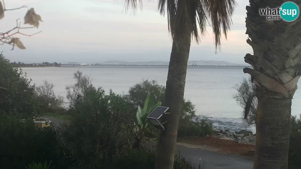 Web kamera uživo Capoterra – plaža La Maddalena – Sardinija – Italija