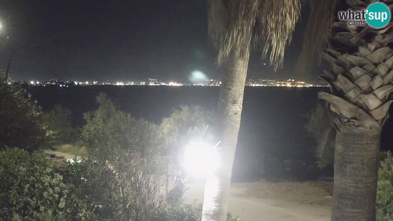 Spletna kamera v živo Capoterra – plaža La Maddalena – Sardinija – Italija
