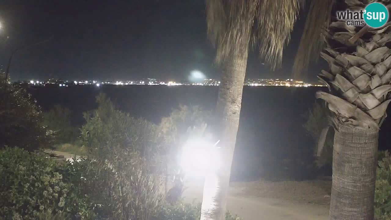 Spletna kamera v živo Capoterra – plaža La Maddalena – Sardinija – Italija