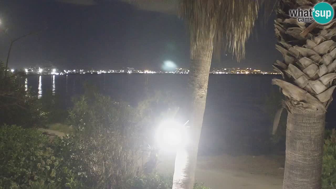 Spletna kamera v živo Capoterra – plaža La Maddalena – Sardinija – Italija