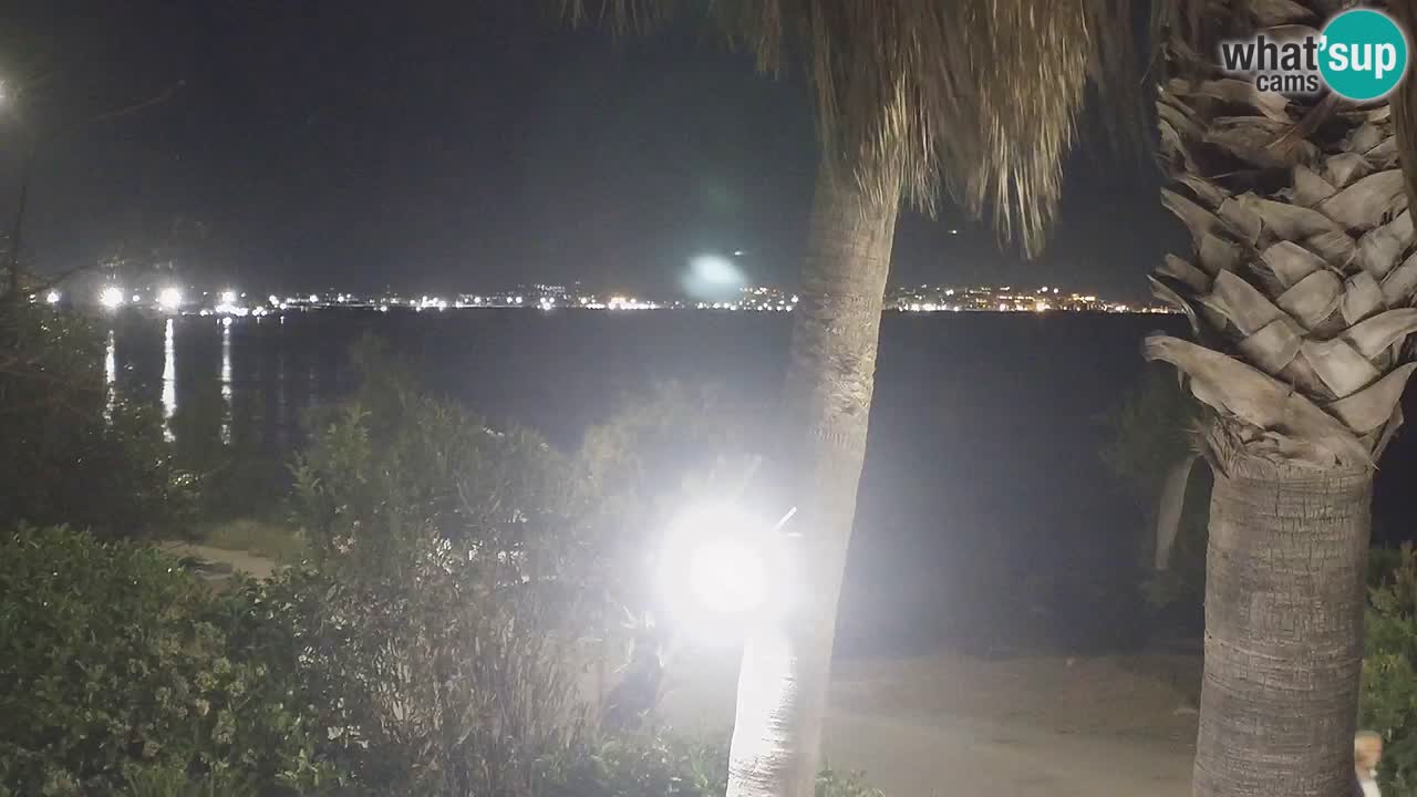 Spletna kamera v živo Capoterra – plaža La Maddalena – Sardinija – Italija