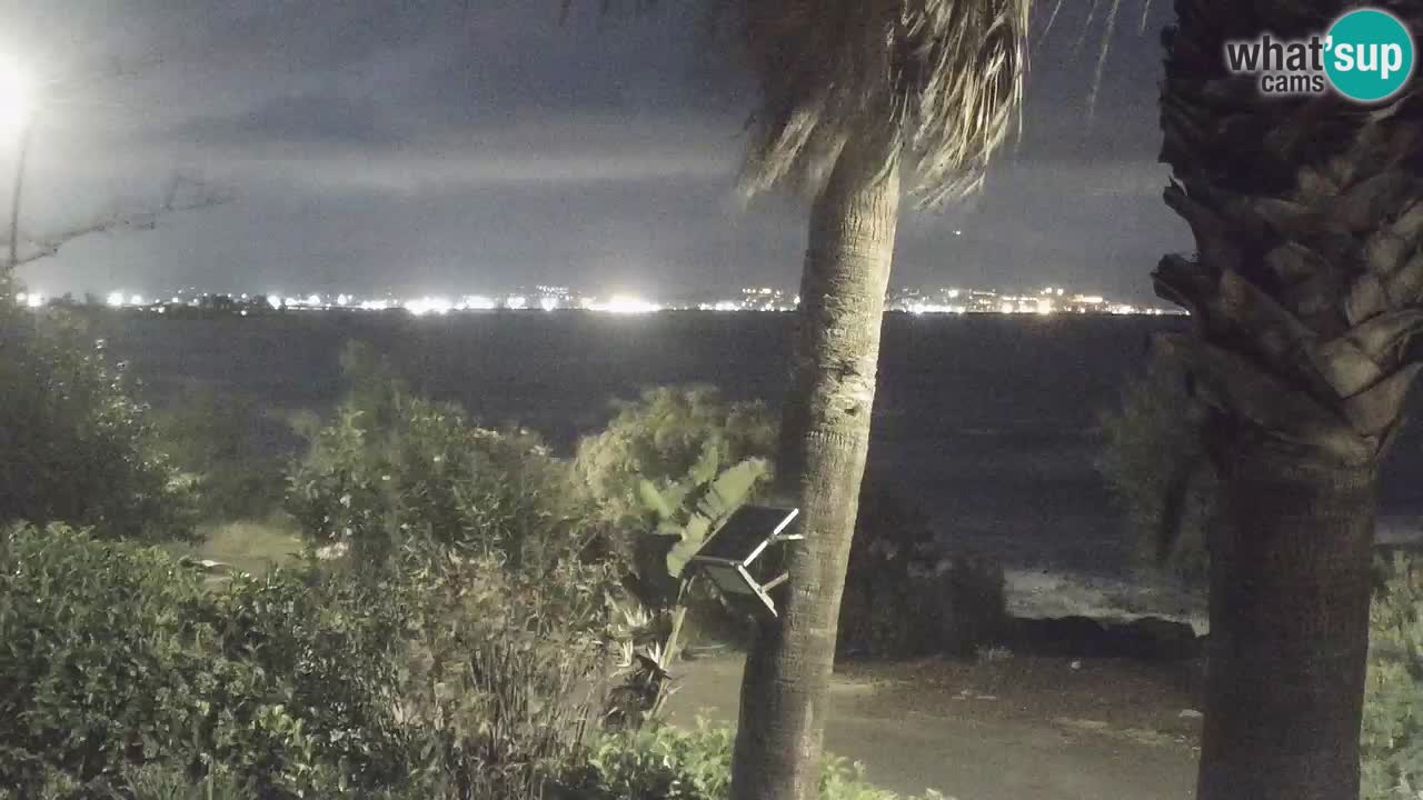 Spletna kamera v živo Capoterra – plaža La Maddalena – Sardinija – Italija