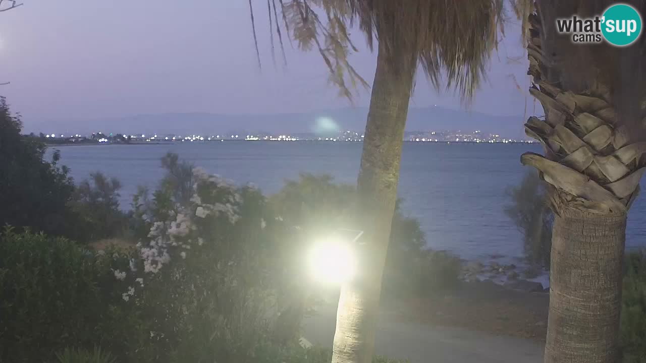 Spletna kamera v živo Capoterra – plaža La Maddalena – Sardinija – Italija