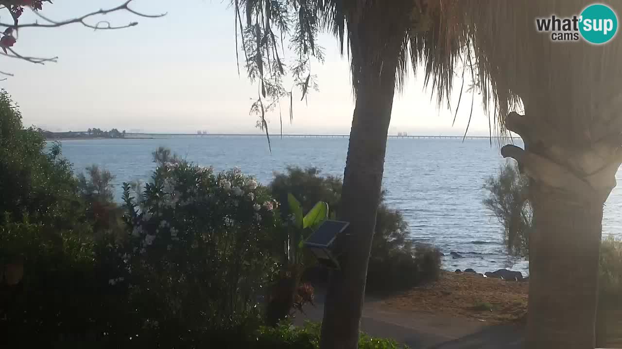 Spletna kamera v živo Capoterra – plaža La Maddalena – Sardinija – Italija