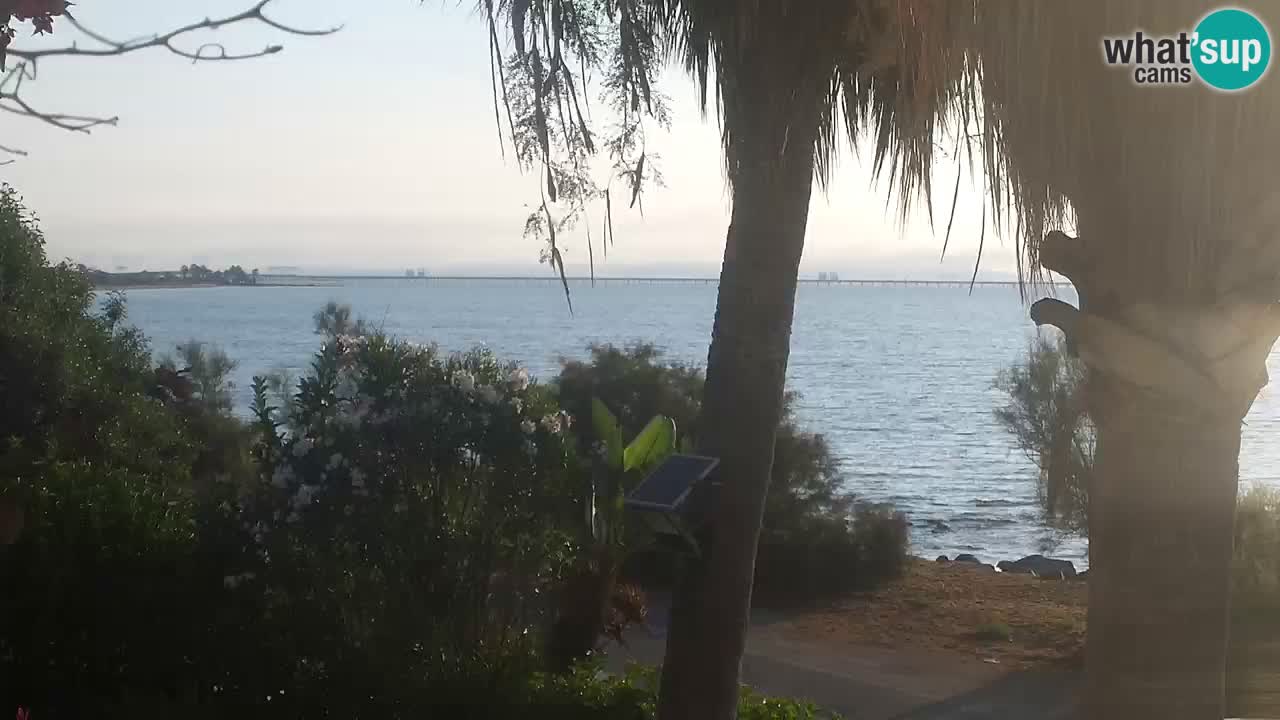 Spletna kamera v živo Capoterra – plaža La Maddalena – Sardinija – Italija
