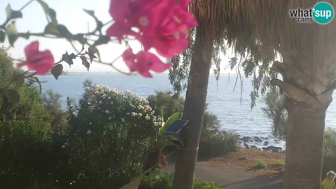 Web kamera uživo Capoterra – plaža La Maddalena – Sardinija – Italija