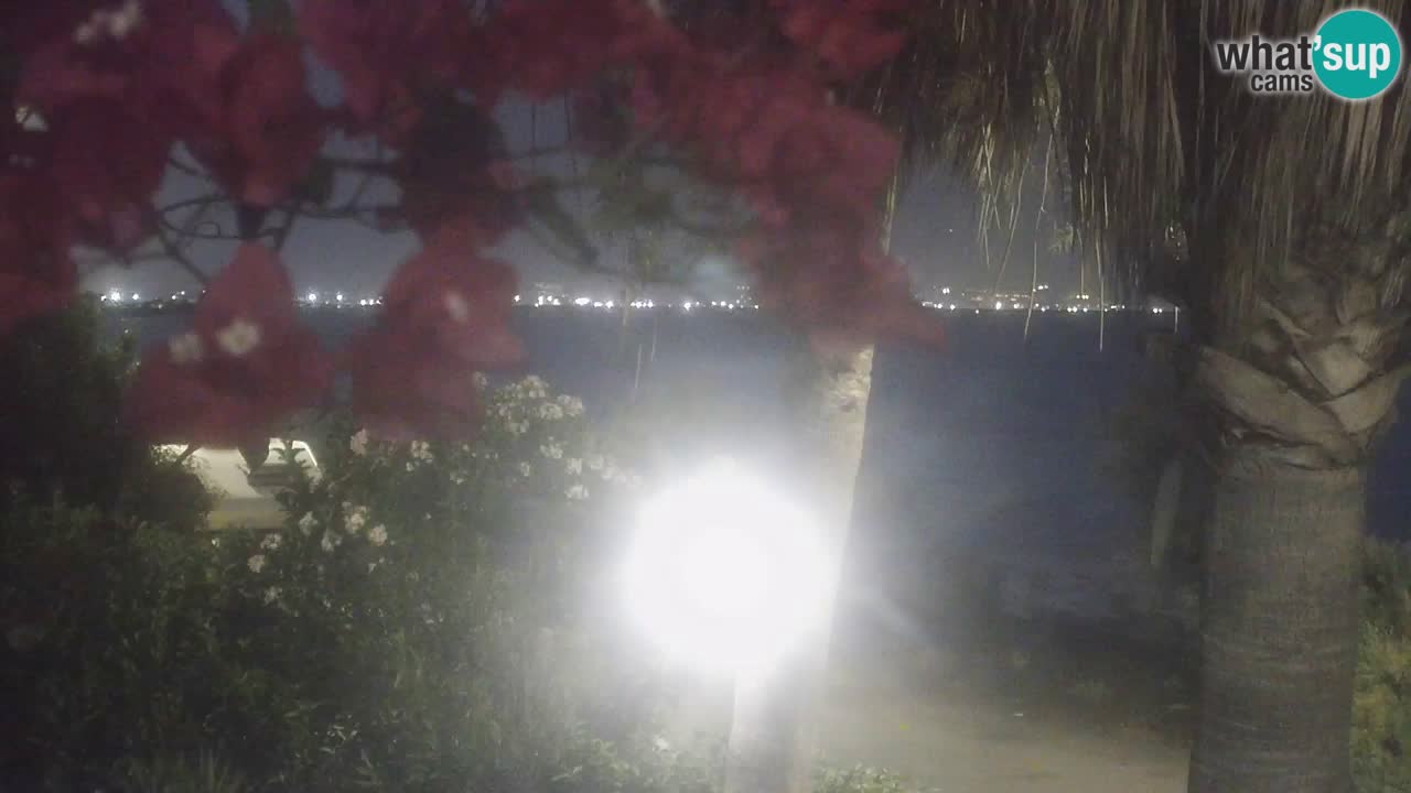 Web kamera uživo Capoterra – plaža La Maddalena – Sardinija – Italija