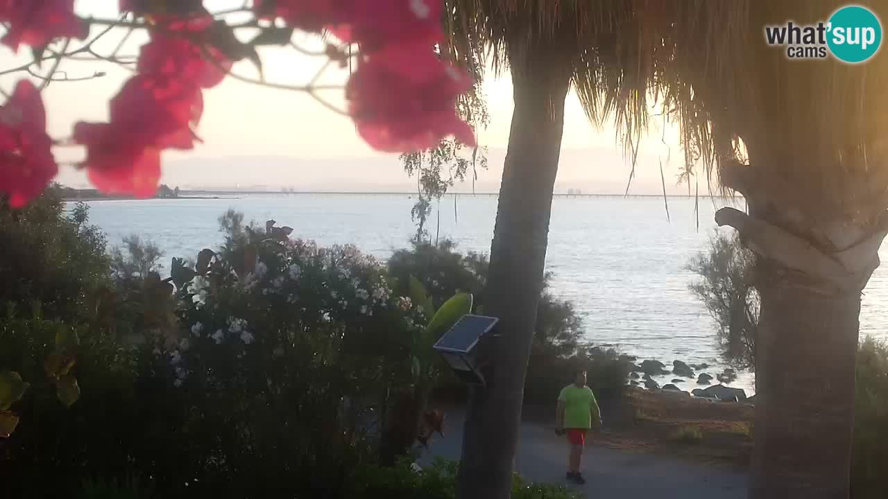 Spletna kamera v živo Capoterra – plaža La Maddalena – Sardinija – Italija