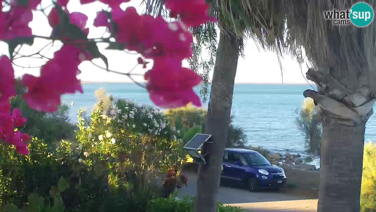 Web kamera uživo Capoterra – plaža La Maddalena – Sardinija – Italija